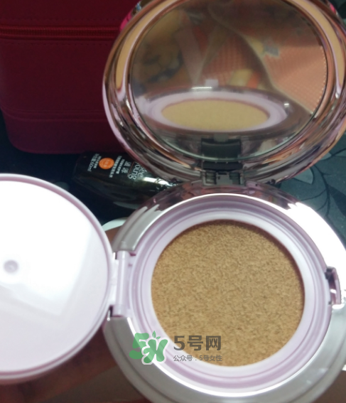 歐詩漫氣墊cc霜怎么樣？歐詩漫氣墊cc霜好用嗎？