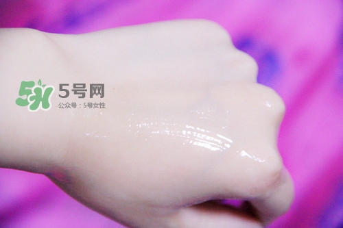 夢(mèng)妝花萃凈白調(diào)理水怎么樣？夢(mèng)妝花萃凈白調(diào)理水能補(bǔ)水嗎？