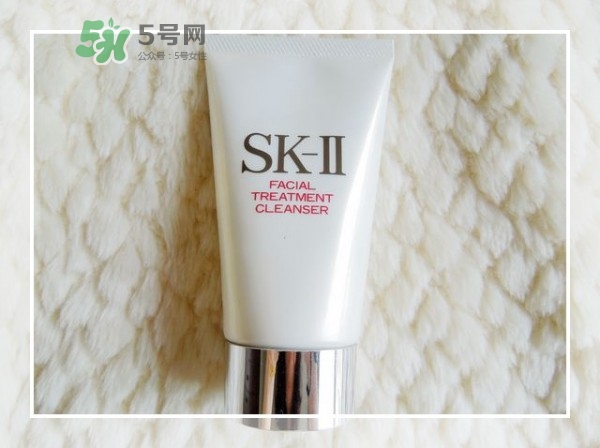 SK2護膚潔面霜怎么樣？sk2潔面霜是洗面奶嗎？