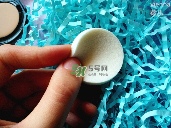 Bobbi Brown芭比波朗粉凝霜怎么樣？芭比波朗無感持妝粉凝霜好用嗎？