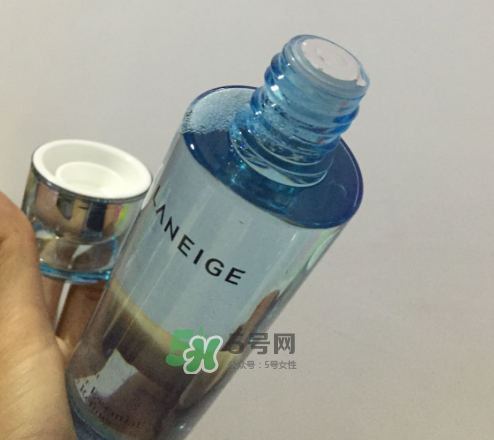 蘭芝水凝輕盈精華水怎么樣？蘭芝水凝輕盈精華水好用嗎？