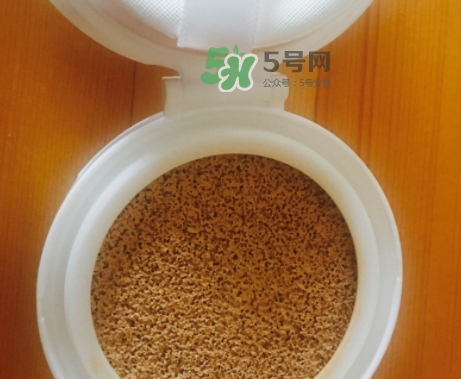 蘭蔻小粉盒氣墊多少錢？蘭蔻小粉盒氣墊專柜價格