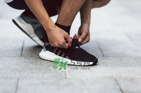 adidas eqt 93/17 boost怎么樣？阿迪達(dá)斯eqt 93/17 boost測評