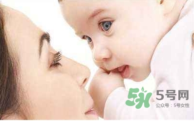 順產(chǎn)時(shí)會(huì)不會(huì)拉屎？順產(chǎn)時(shí)如何用力？