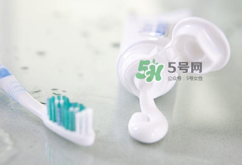 牙膏怎么去黑頭？牙膏去黑頭有用嗎