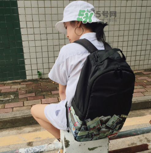 sprayground翅膀書包多少錢？sprayground雙肩包什么價位？