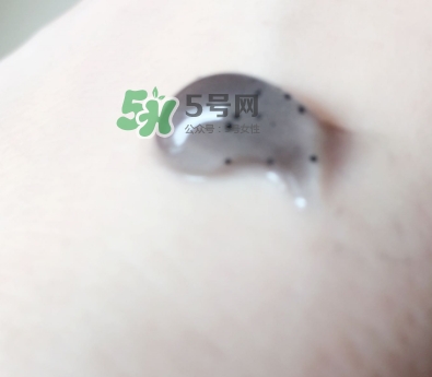 韓后茶蕊亮滑去角質(zhì)素怎么樣？韓后茶蕊亮滑去角質(zhì)素功效