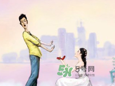 女生怎么撩男生？女生如何追到男神？