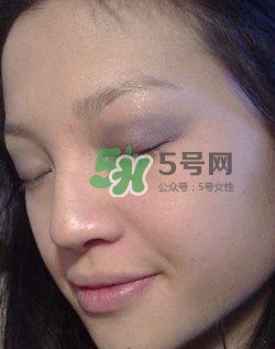 煙熏妝是什么意思？煙熏妝需要什么化妝品