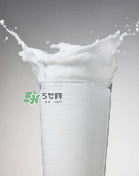 胃病患者適合長(zhǎng)期喝牛奶嗎？胃病喝酸奶還是牛奶？