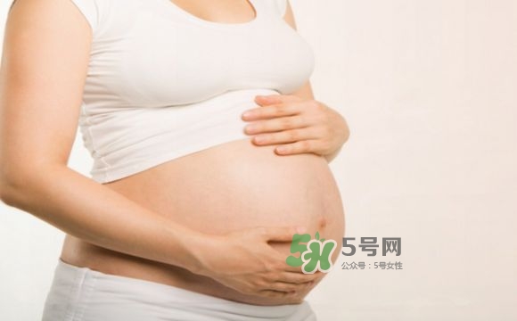 孕期尿頻什么時候開始？孕期尿頻特別嚴重