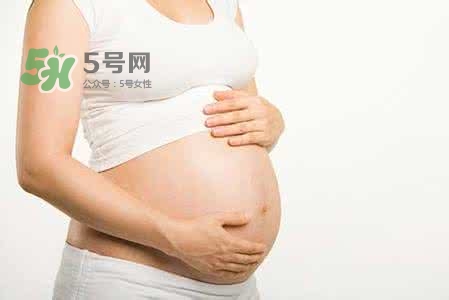 孕婦睡覺(jué)能伸懶腰嗎？孕婦睡覺(jué)伸懶腰對(duì)胎兒有什么影響？