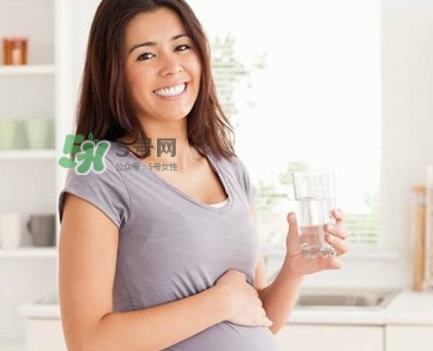 孕期為什么會水腫？孕期手腳腫怎么辦？