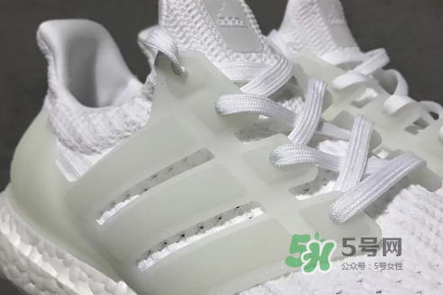 adidas ultraboost 4.0全白夜光配色實物怎么樣？