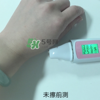 hr黑繃帶對(duì)痘痘有用嗎？赫蓮娜黑繃帶面霜使用心得