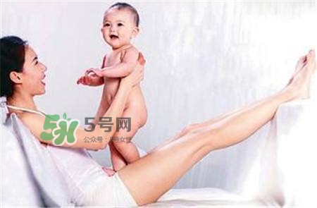 分娩后體重減多少正常？生完孩子后體重會下降多少？