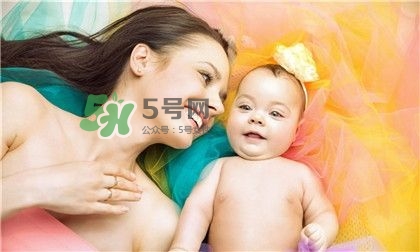 產(chǎn)后掉頭發(fā)很厲害怎么辦？產(chǎn)后掉頭發(fā)吃什么好？