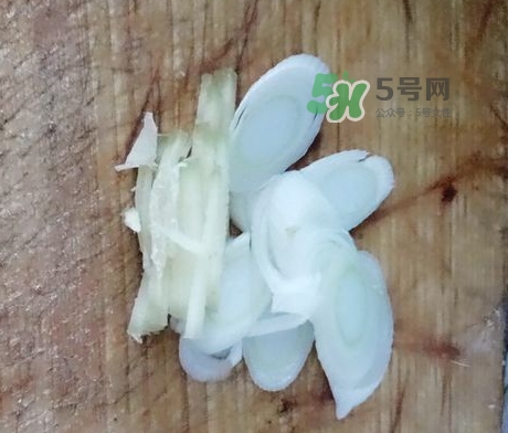 蜂蛹怎么保存？蜂蛹怎么做好吃？