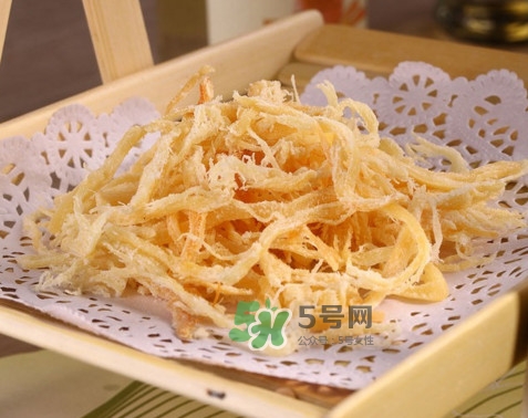 魷魚(yú)絲一次吃多少合適？魷魚(yú)絲吃多了會(huì)怎么樣
