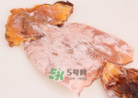 魷魚干可以煲湯嗎？魷魚干可以燉湯嗎