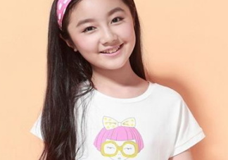 14歲女生胸部變大是正常的嗎？14歲女生的胸多大正常？