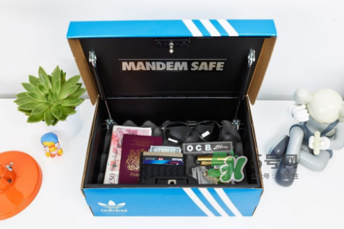 adidas鞋盒保險柜多少錢？阿迪達斯鞋盒保險柜價格
