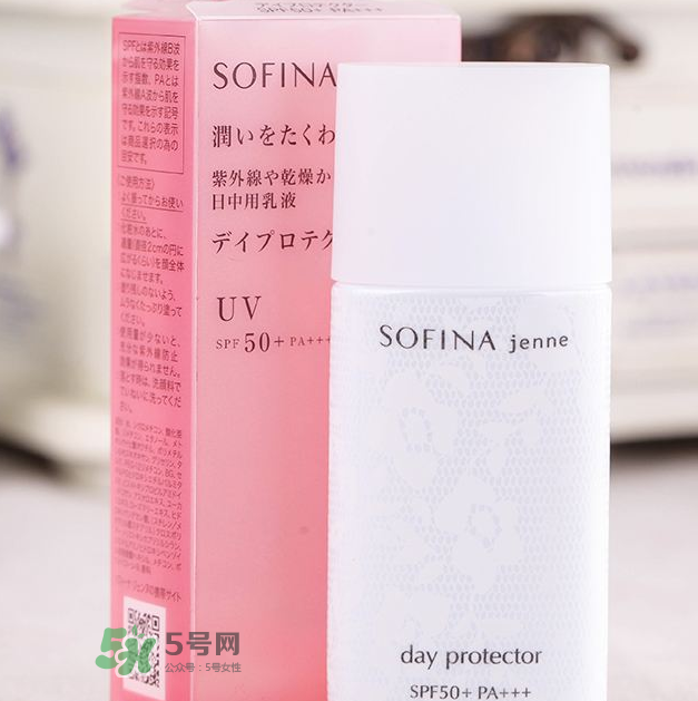蘇菲娜白蕾絲防水嗎？蘇菲娜白蕾絲悶痘嗎？