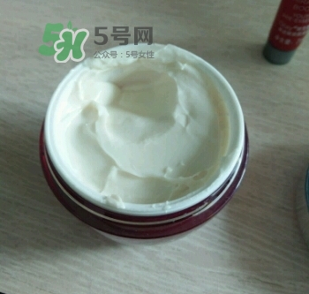 olay玉蘭油大紅瓶一套多少錢？olay大紅瓶專柜多少錢