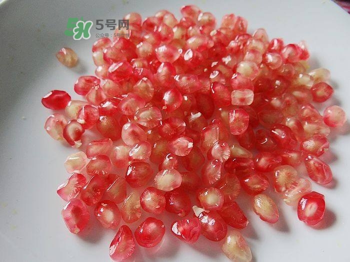 吃石榴籽有什么好處？吃石榴籽有副作用嗎？