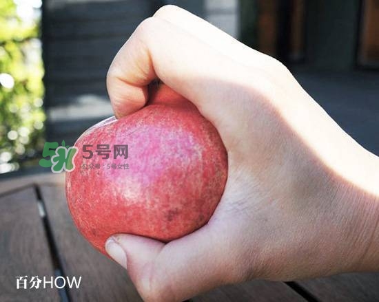 石榴怎么剝方便？怎么快速剝石榴？