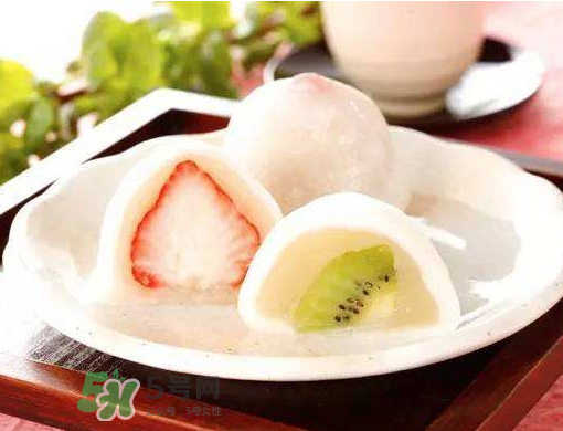 冰皮月餅粉可以做雪媚娘嗎？雪媚娘和冰皮月餅區(qū)別