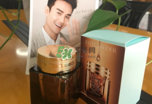 雅詩(shī)蘭黛小棕瓶膠囊多少錢？小棕瓶安瓶膠囊專柜價(jià)格