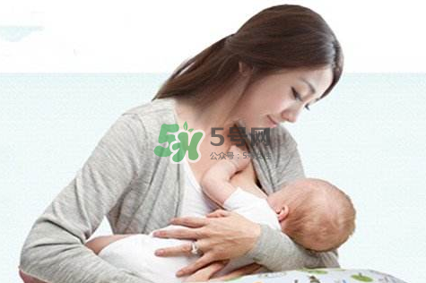 母乳喂養(yǎng)會乳糖不耐受嗎？母乳喂養(yǎng)會過度喂養(yǎng)嗎？