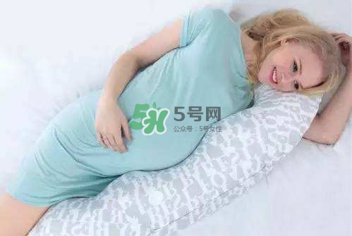 孕晚期怎么睡覺才舒服？孕晚期正確睡姿