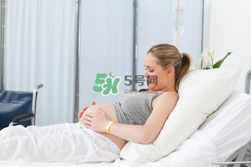 孕婦左側(cè)臥睡不著怎么辦？孕期左側(cè)睡不舒服怎么辦？
