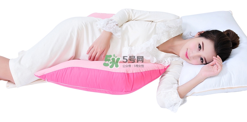 孕婦左側(cè)臥怎么睡舒服？孕婦左側(cè)臥位