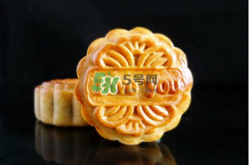 烤箱烤月餅多長時間溫度？烤月餅的溫度和時間 