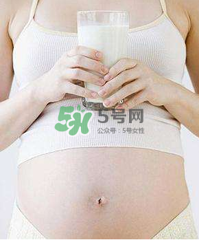 孕婦奶粉和普通奶粉的區(qū)別  懷孕必須喝孕婦奶粉嗎？