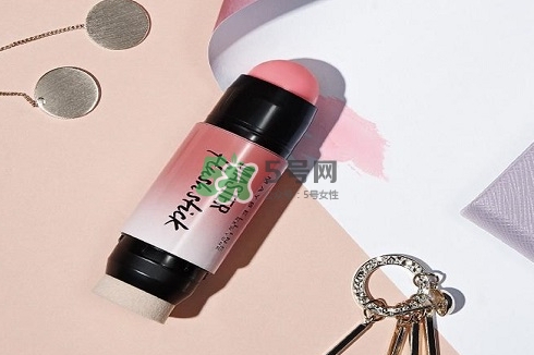 美寶蓮微醺氣色感應(yīng)腮紅棒怎么樣？美寶蓮腮紅棒怎么用