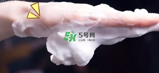 資深堂UNO男士洗面奶怎么樣？資生堂男士洗面奶成分