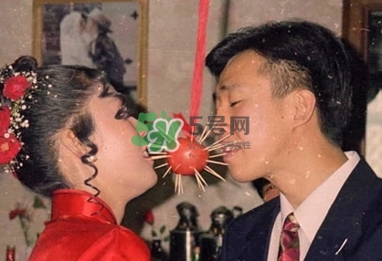 古代鬧洞房都是怎么鬧的？鬧洞房的習(xí)俗是怎么來的？