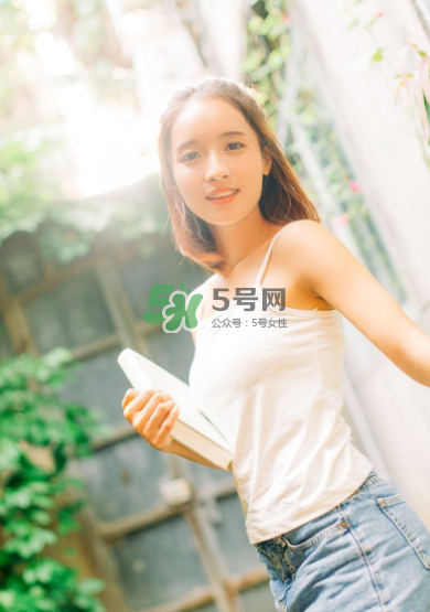 女金膠囊經(jīng)期可以吃嗎？女金膠囊什么時(shí)候吃最好？