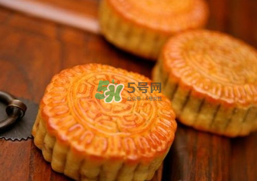 廣式月餅為什么硬？月餅皮發(fā)硬怎么辦？