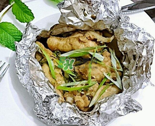烤餅干可以用錫紙嗎？烤餅干用錫紙還是油紙