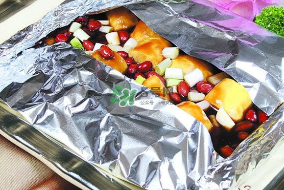 錫箔紙用哪一面？錫箔紙有正反面嗎