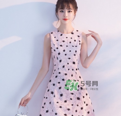 十月份去三亞穿什么衣服？10月份去三亞穿衣搭配