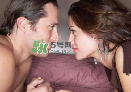 男人出軌前有什么征兆？為什么男人更容易出軌？