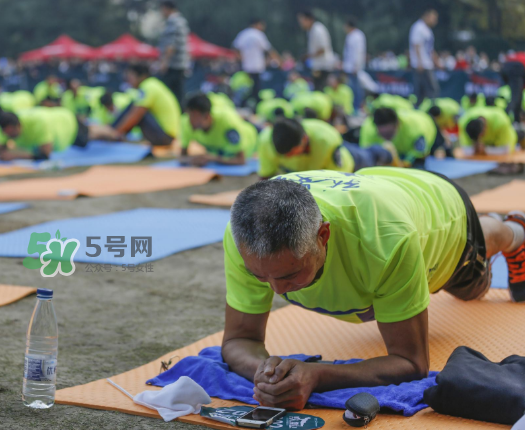 平板支撐會(huì)影響長高嗎？做平板支撐會(huì)不會(huì)長不高？
