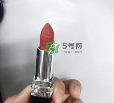 迪奧夾心999多少錢？迪奧夾心999口紅專柜價格