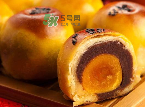 蛋黃酥烤多長時(shí)間最好？蛋黃酥烤多久？
